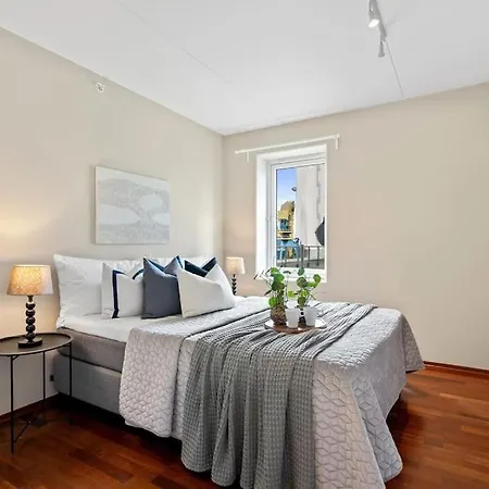 Sentral 2sov Sjoutsikt Apartment